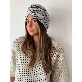 Turban noir et blanc...